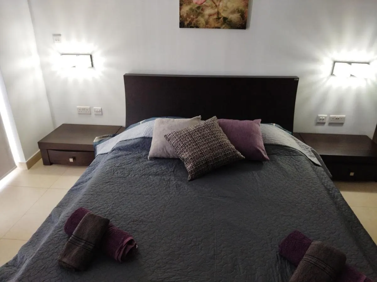 Duplex Penthouse With Swimming Pool Apartment Xghajra